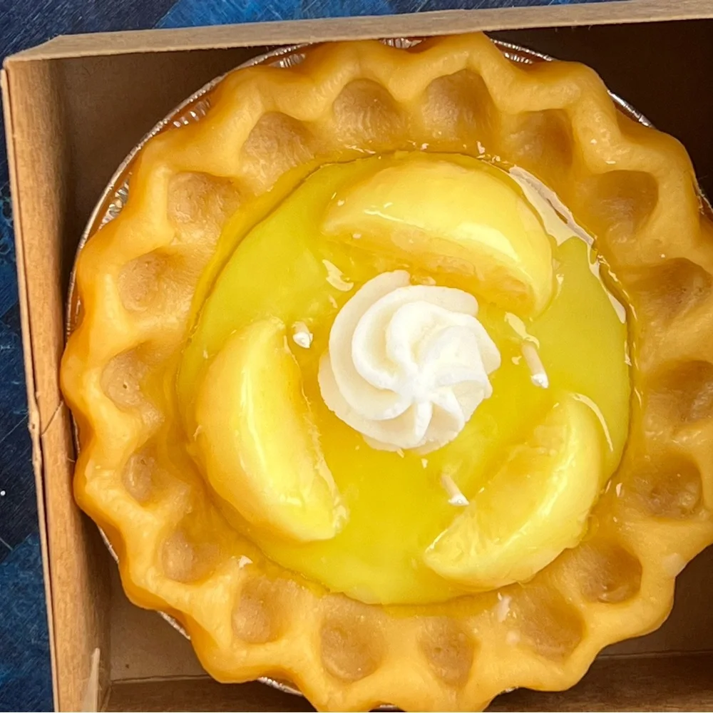 Dessert candles that resembles and smells like a real pie.